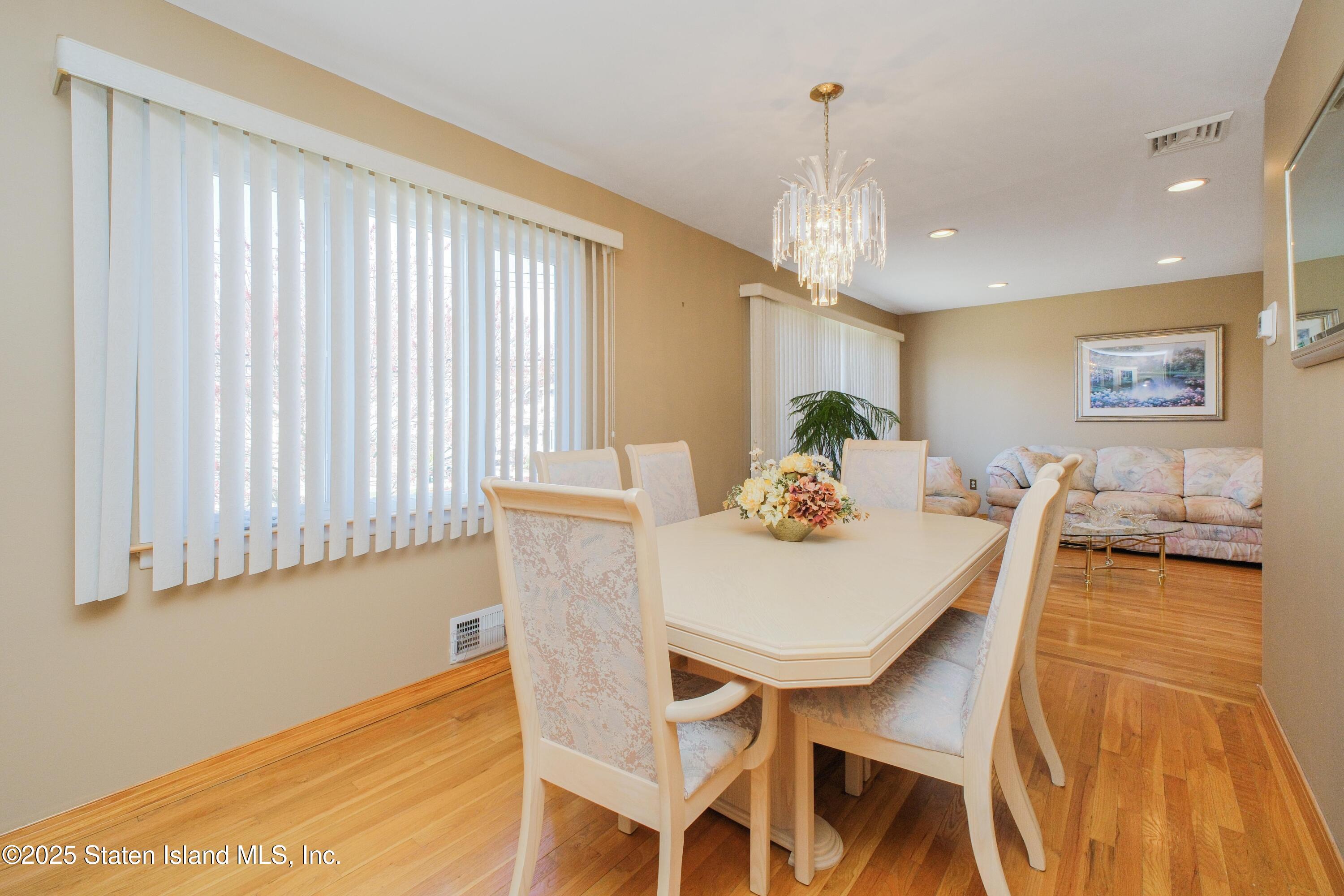 43 Fern Avenue, Staten Island, New York image 6