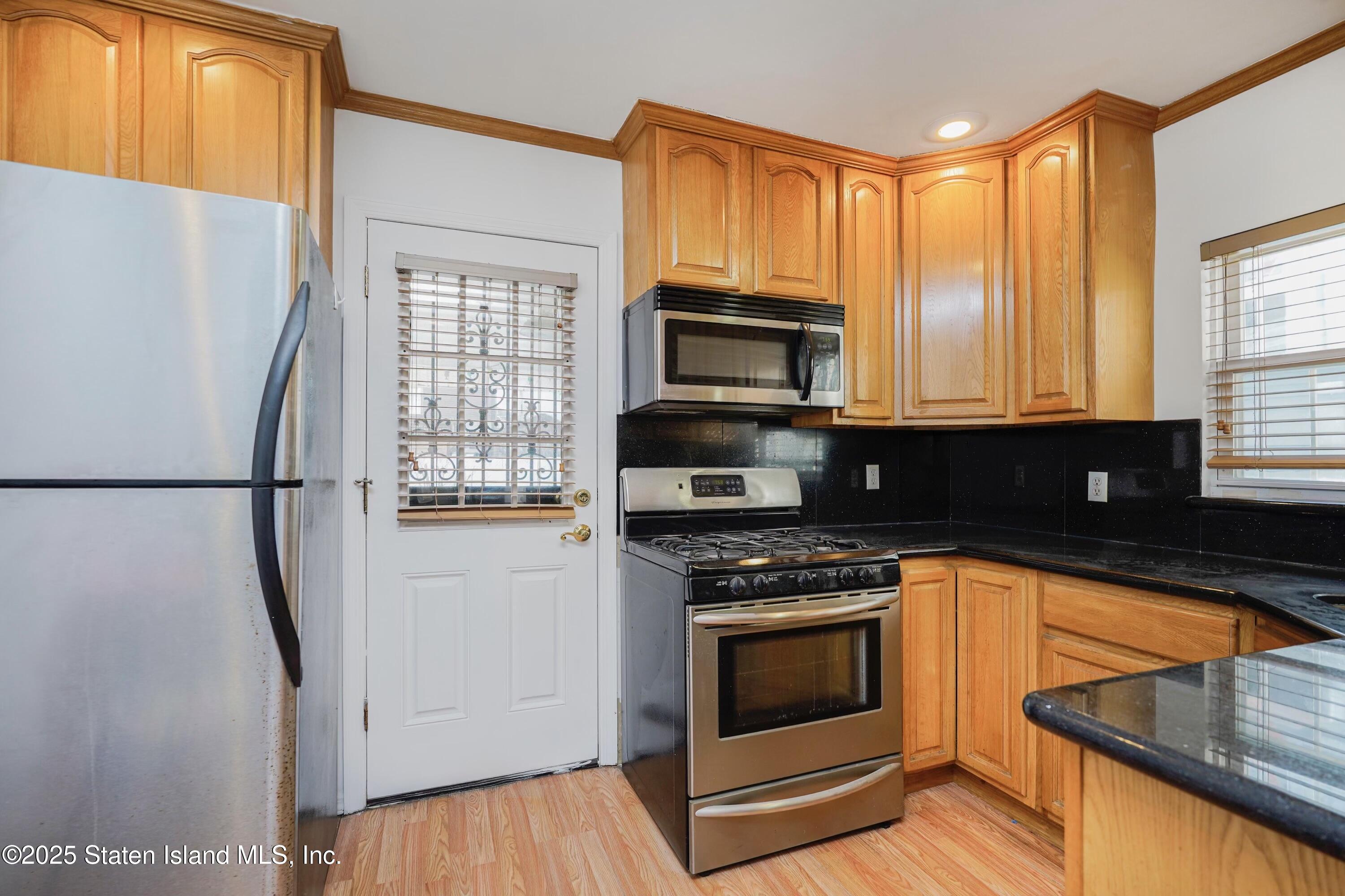 2037 West 9th Street, Brooklyn, New York image 4