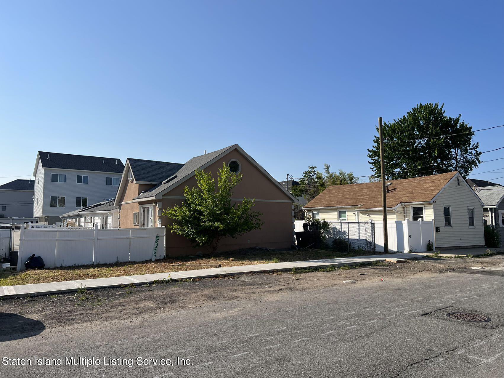 237 Freeborn Street, Staten Island, New York image 2