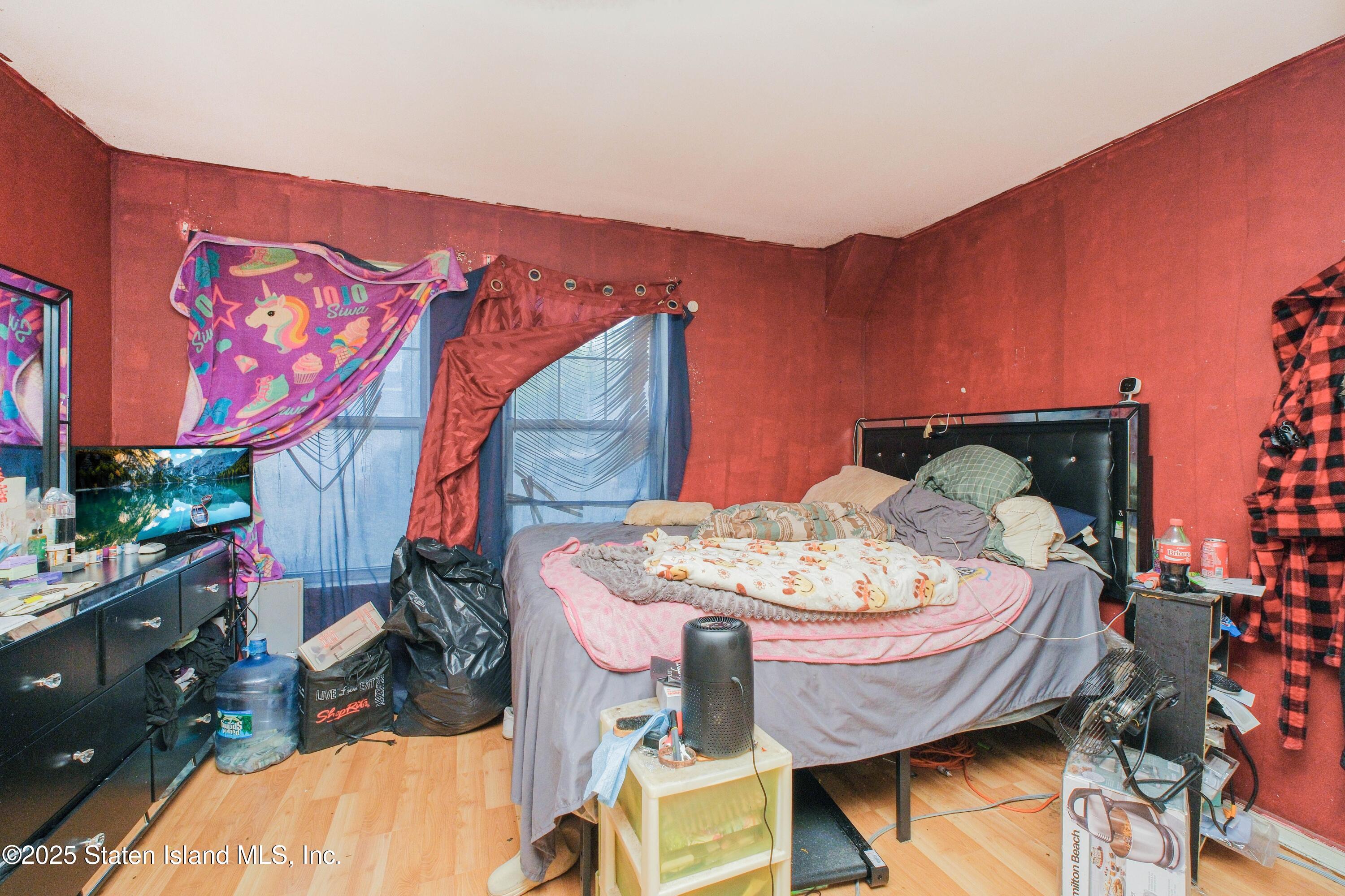 189 Pond Way #A, Staten Island, New York image 7