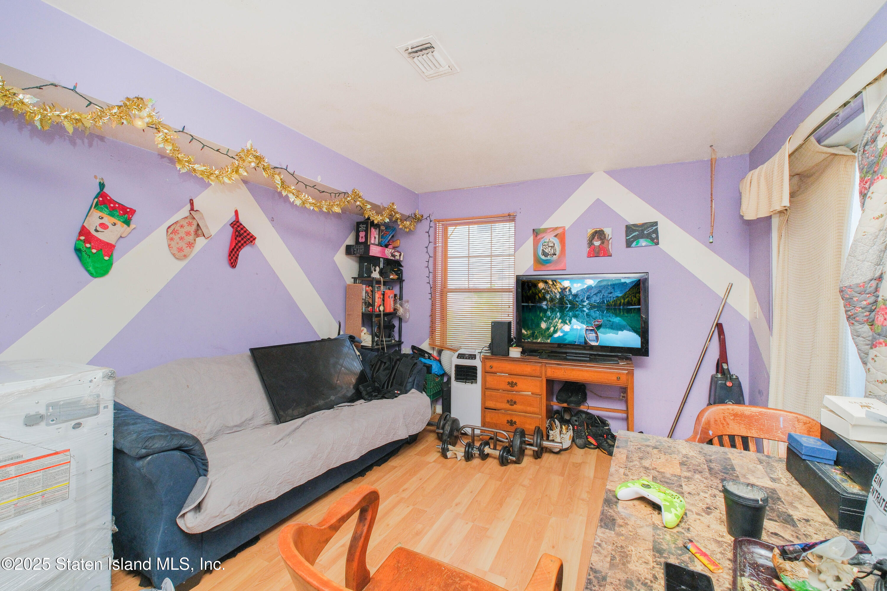 189 Pond Way #A, Staten Island, New York image 3
