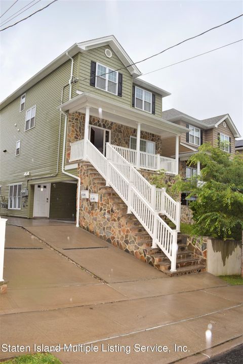 Photo of 117 Benzinger Avenue #1, Staten Island, NY 10301 (MLS # 1156966)