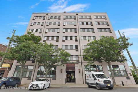 Photo of 10 Bay Street Landing #3g, Staten Island, NY 10301 (MLS # 1162783)