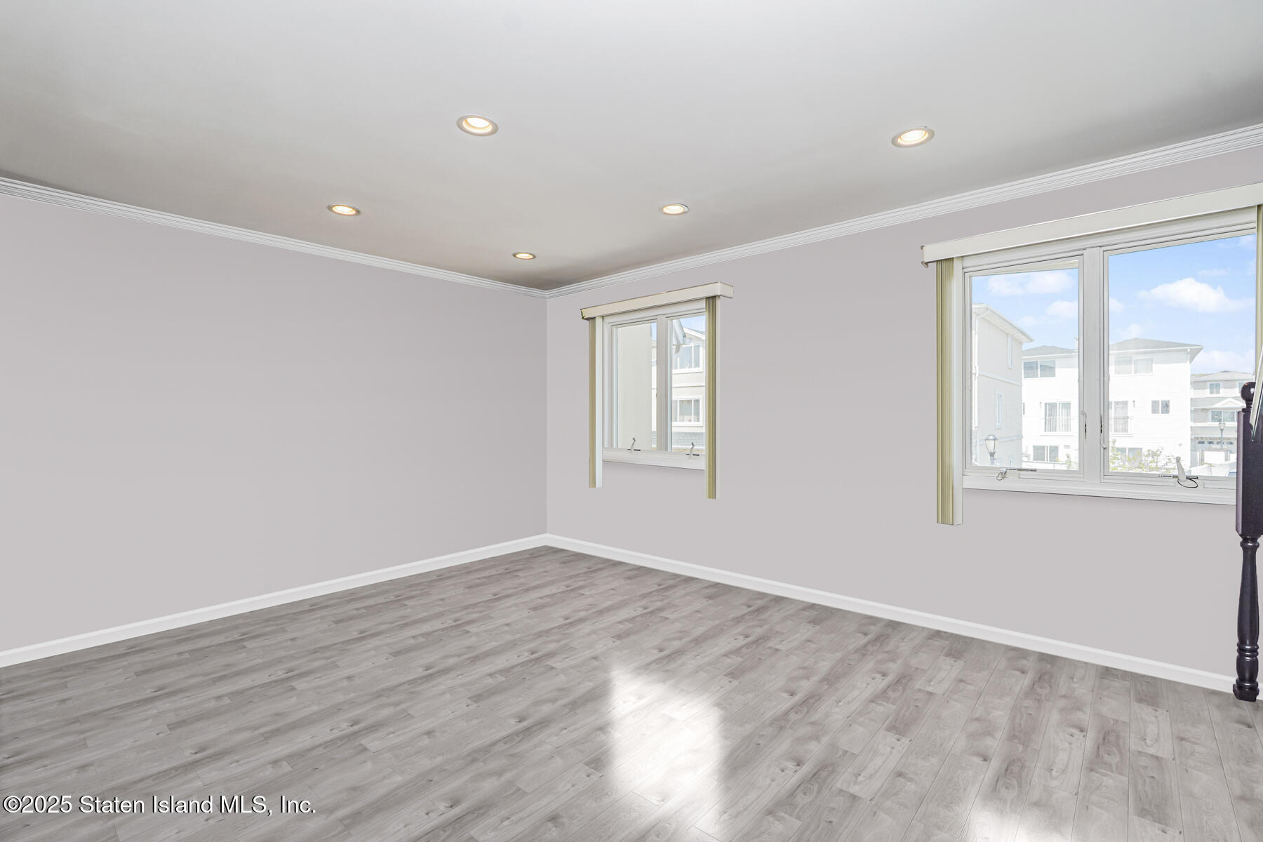 12 Sea Gate Court, Staten Island, New York image 7