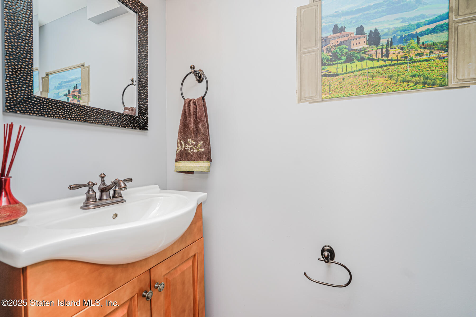 12 Sea Gate Court, Staten Island, New York image 9