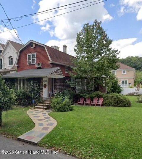 Photo of 43 Mace Street, Staten Island, NY 10306 (MLS # 2504675)
