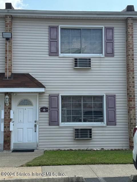 Photo of 3745 Amboy Road #14a, Staten Island, NY 10308 (MLS # 2404421)