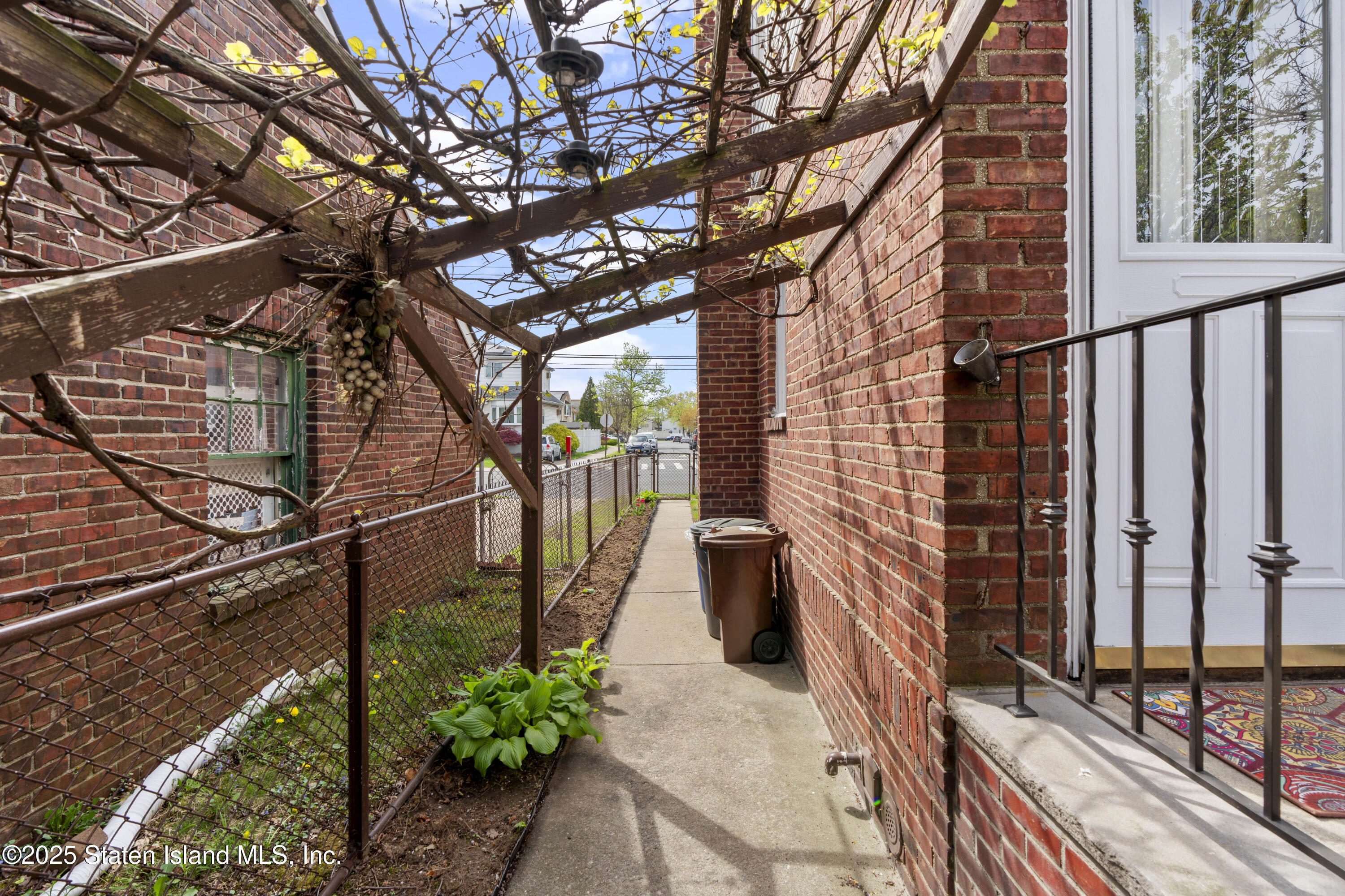 221 Willowbrook Road, Staten Island, New York image 2