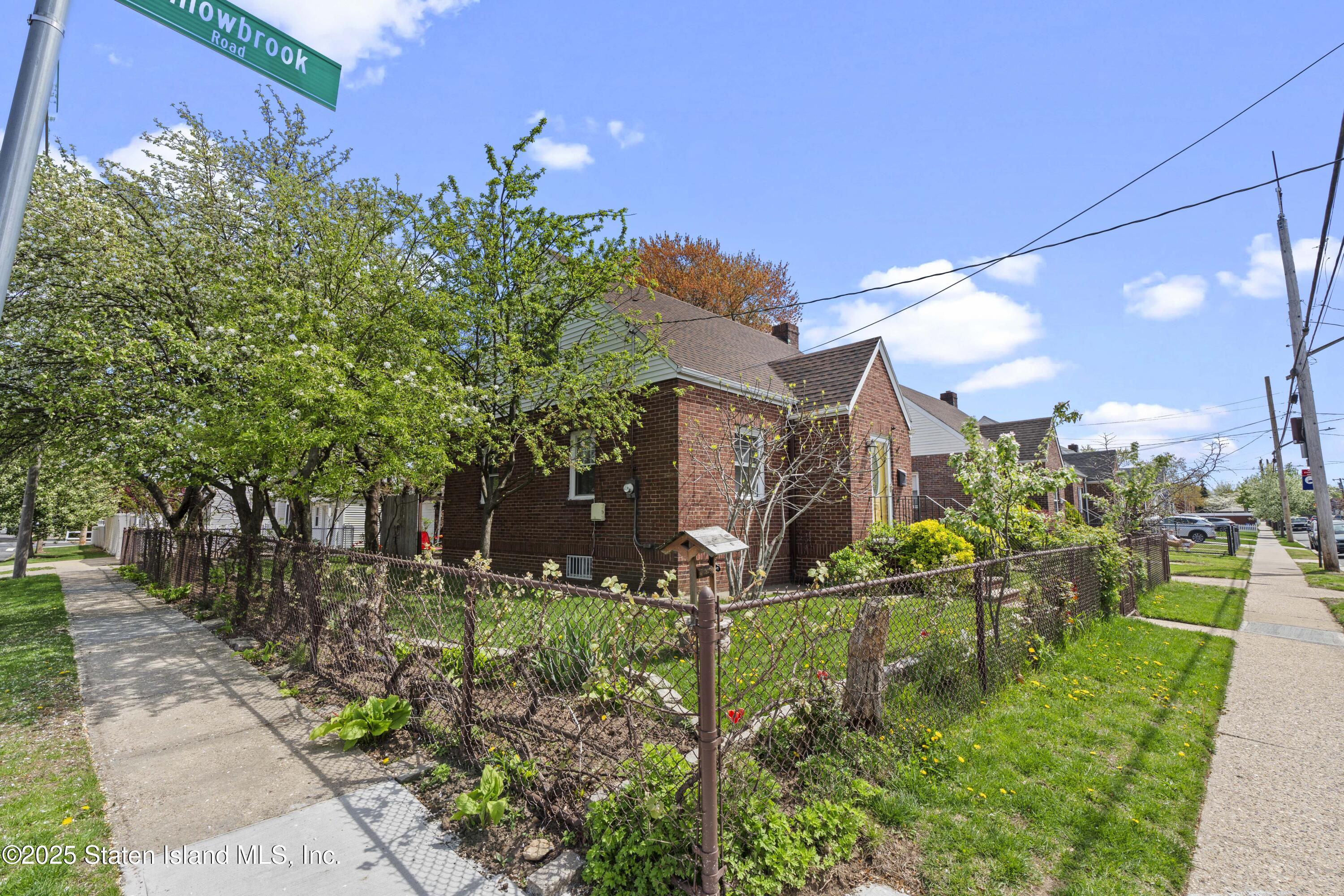 221 Willowbrook Road, Staten Island, New York image 5