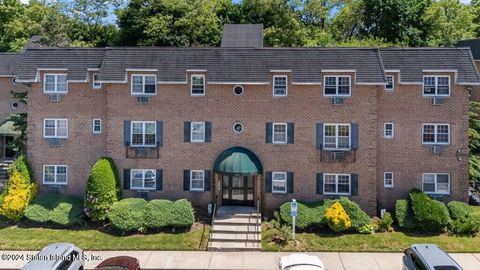 Photo of 406 Maryland Avenue #1c, Staten Island, NY 10305 (MLS # 2404639)