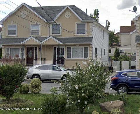 Photo of 129 Hurlbert Street, Staten Island, NY 10305 (MLS # 2601196)