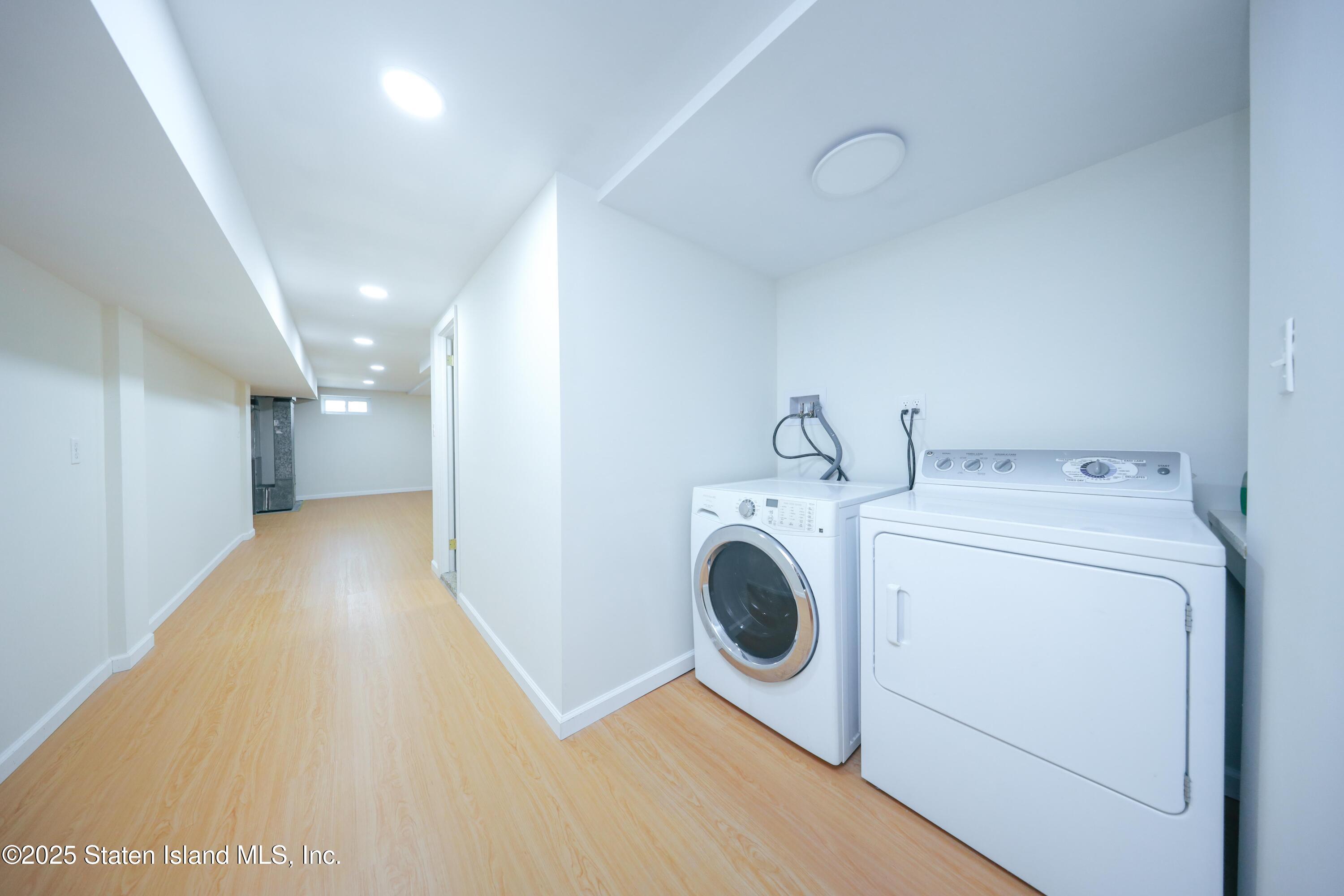 55 Fieldway Avenue, Staten Island, New York image 28