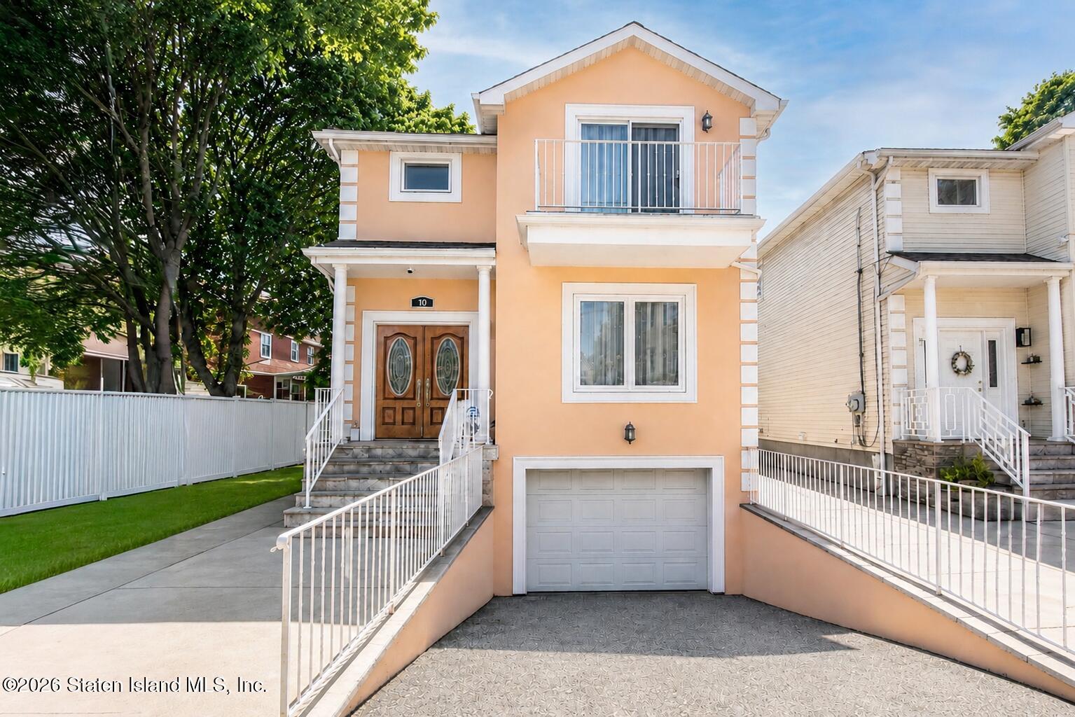 10305 Homes For Sale & Real Estate | REMAX