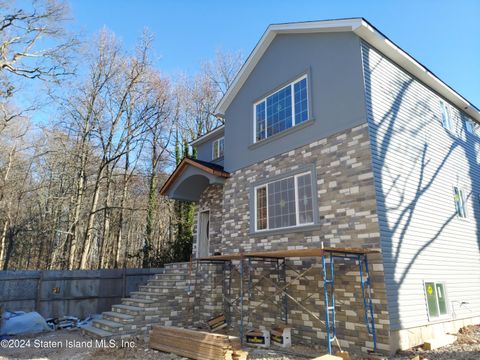 Photo of 30 Newton Street, Staten Island, NY 10312 (MLS # 2406821)