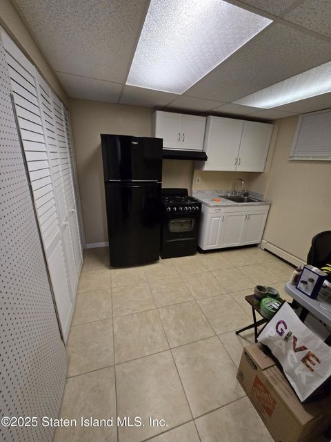 Photo of 631 Yetman Avenue, Staten Island, NY 10307 (MLS # 2500839)