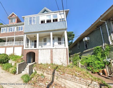 Photo of 28 Pearl Street, Staten Island, NY 10304 (MLS # 2600962)