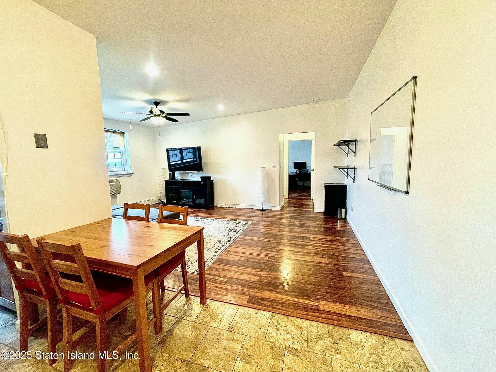 422 Maryland Avenue #3A, Staten Island, New York image 2