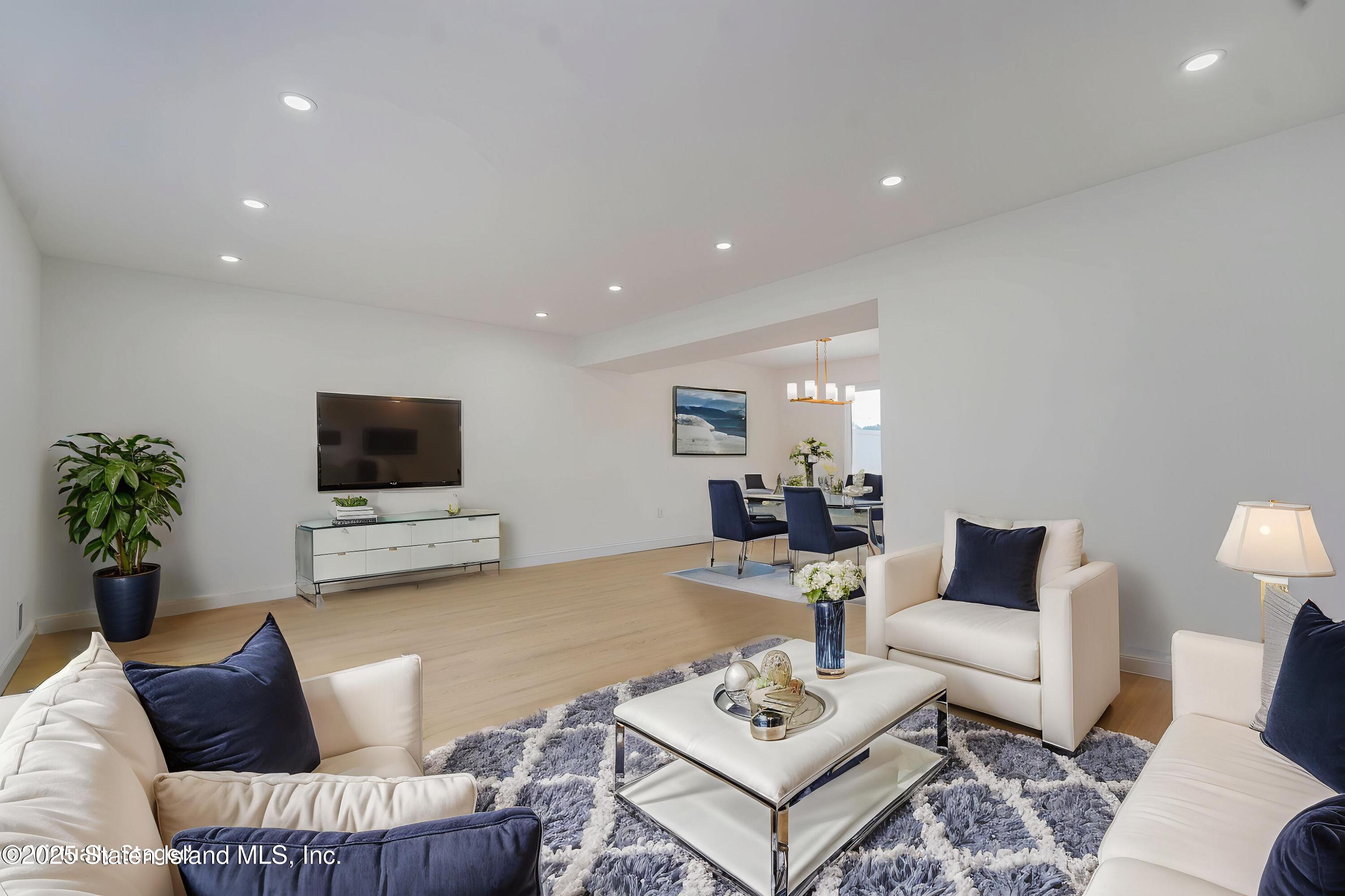 223 Alden Court, Aberdeen, New Jersey image 6