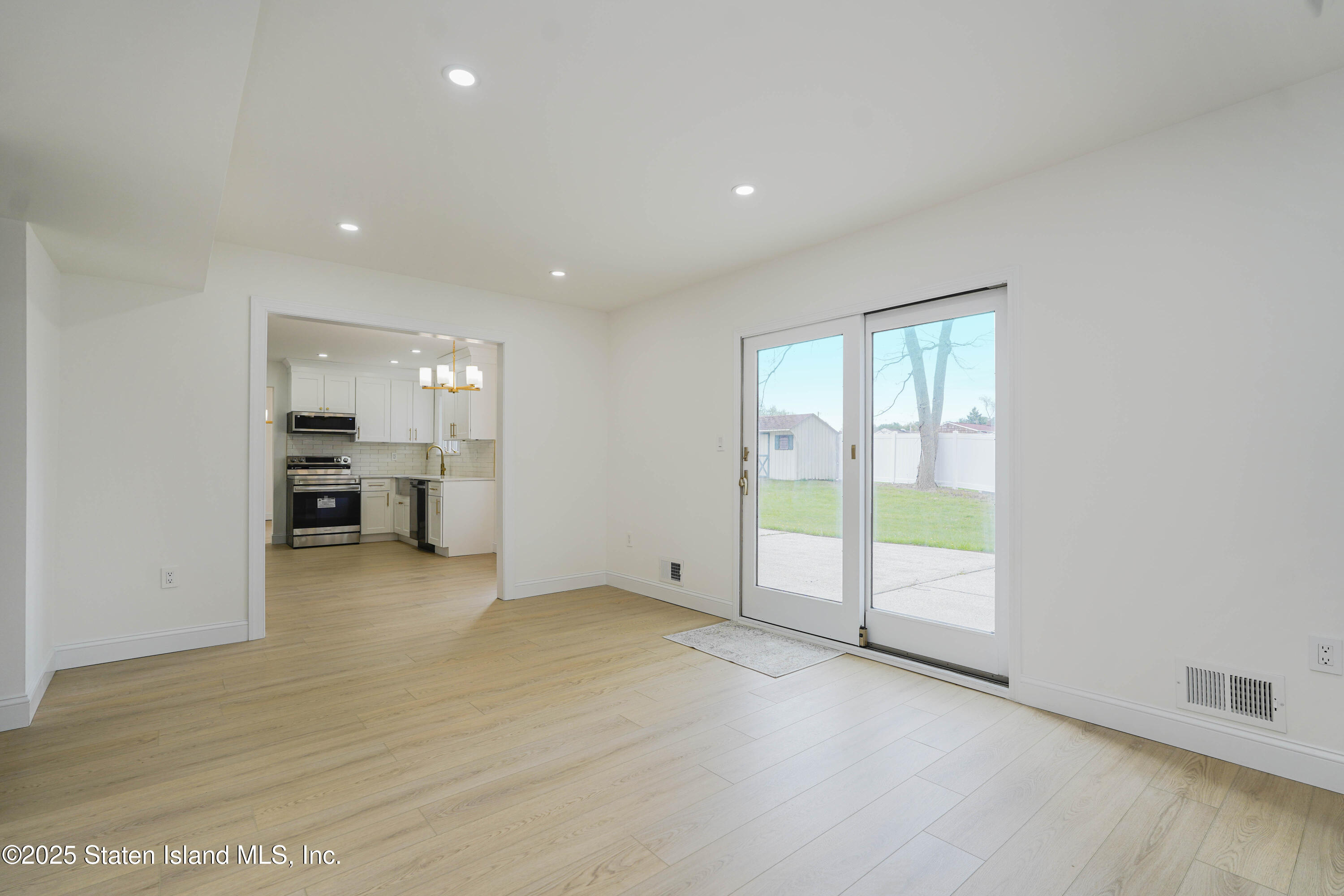 223 Alden Court, Aberdeen, New Jersey image 36