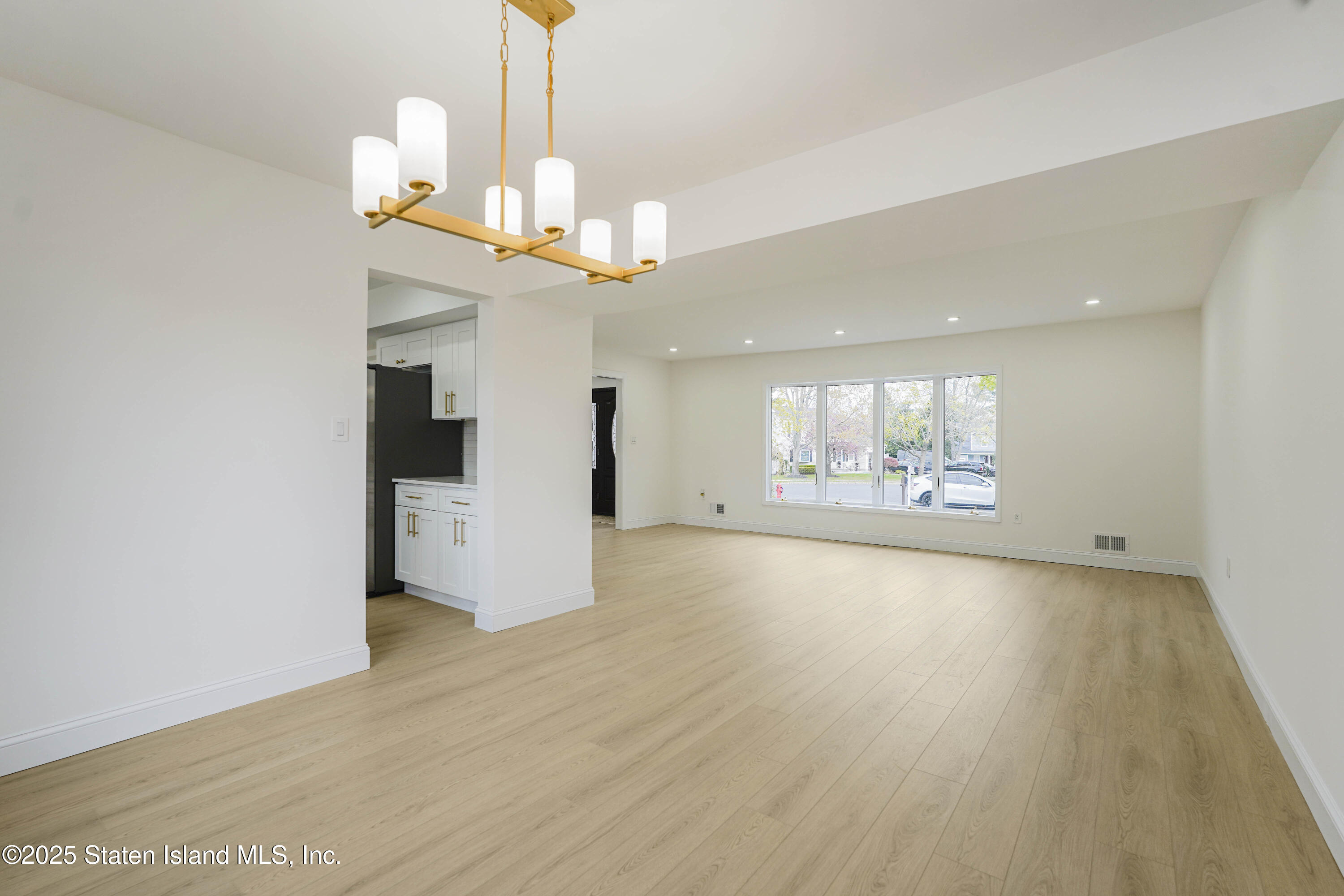 223 Alden Court, Aberdeen, New Jersey image 32