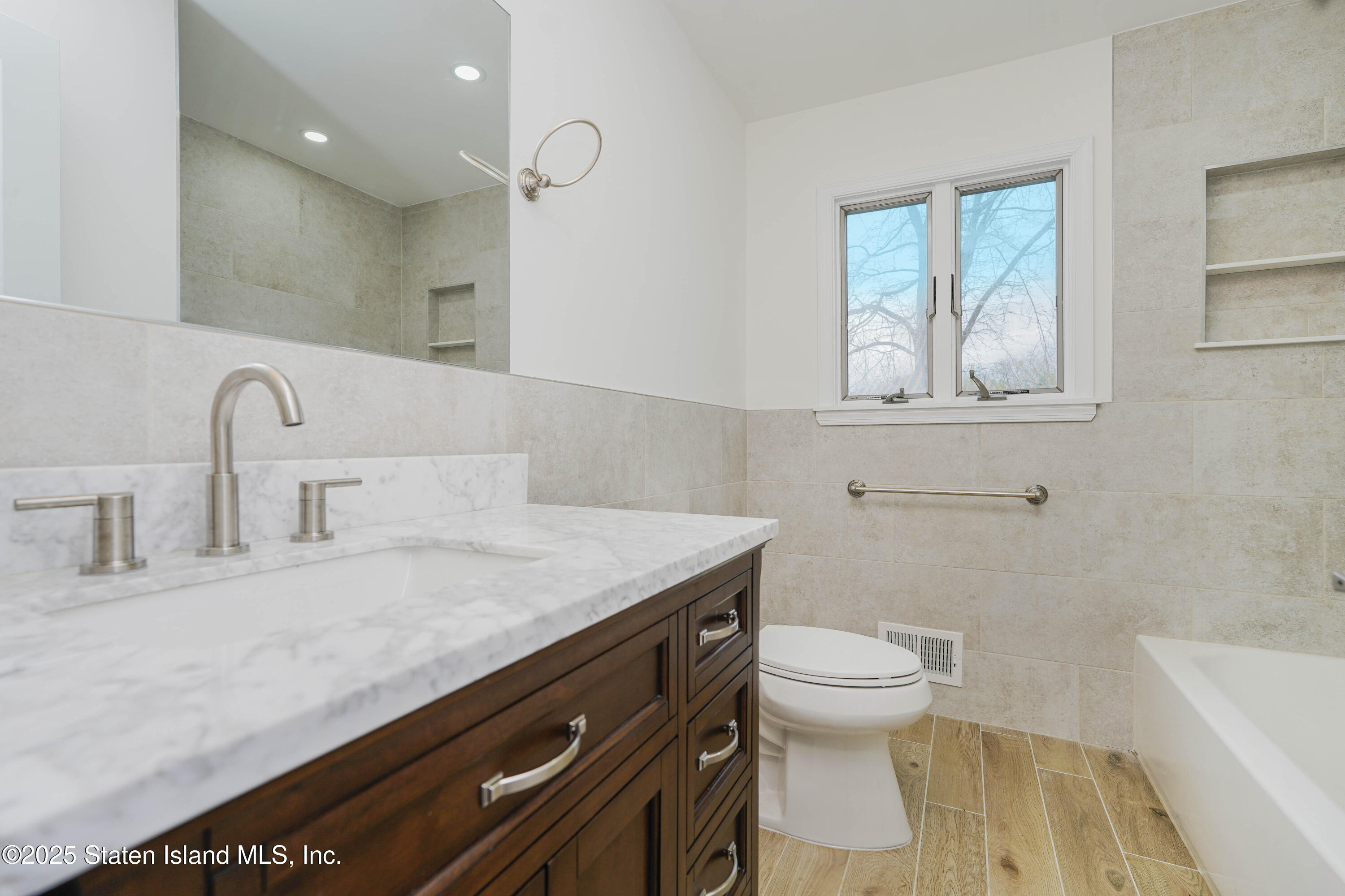 223 Alden Court, Aberdeen, New Jersey image 23