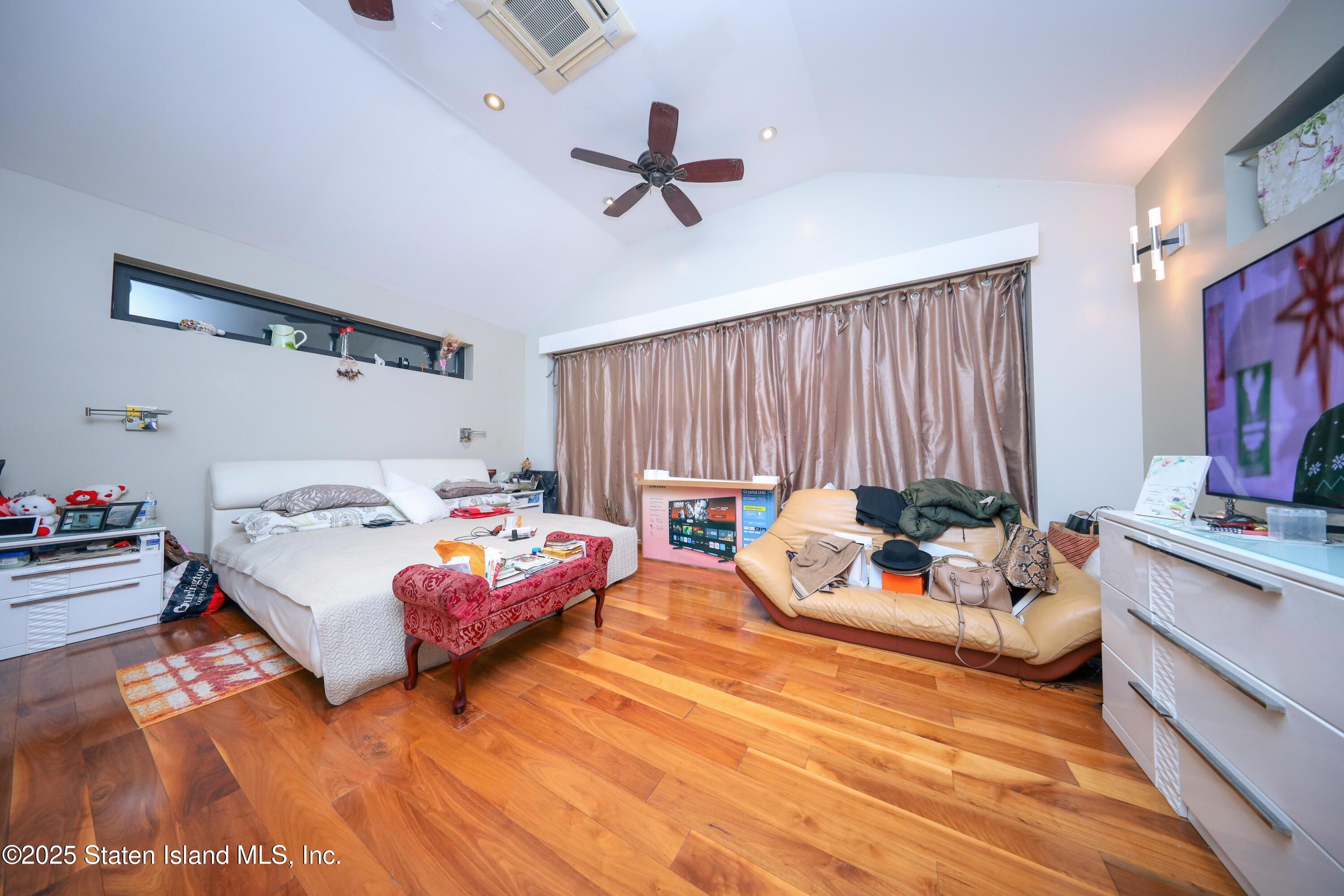 24 Martineau Street, Staten Island, New York image 14