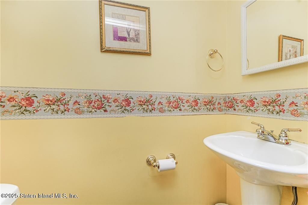 27 Frederick Street, Staten Island, New York image 23