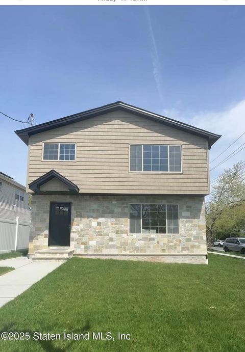 Photo of 131 Stroud Avenue, Staten Island, NY 10312 (MLS # 2504095)
