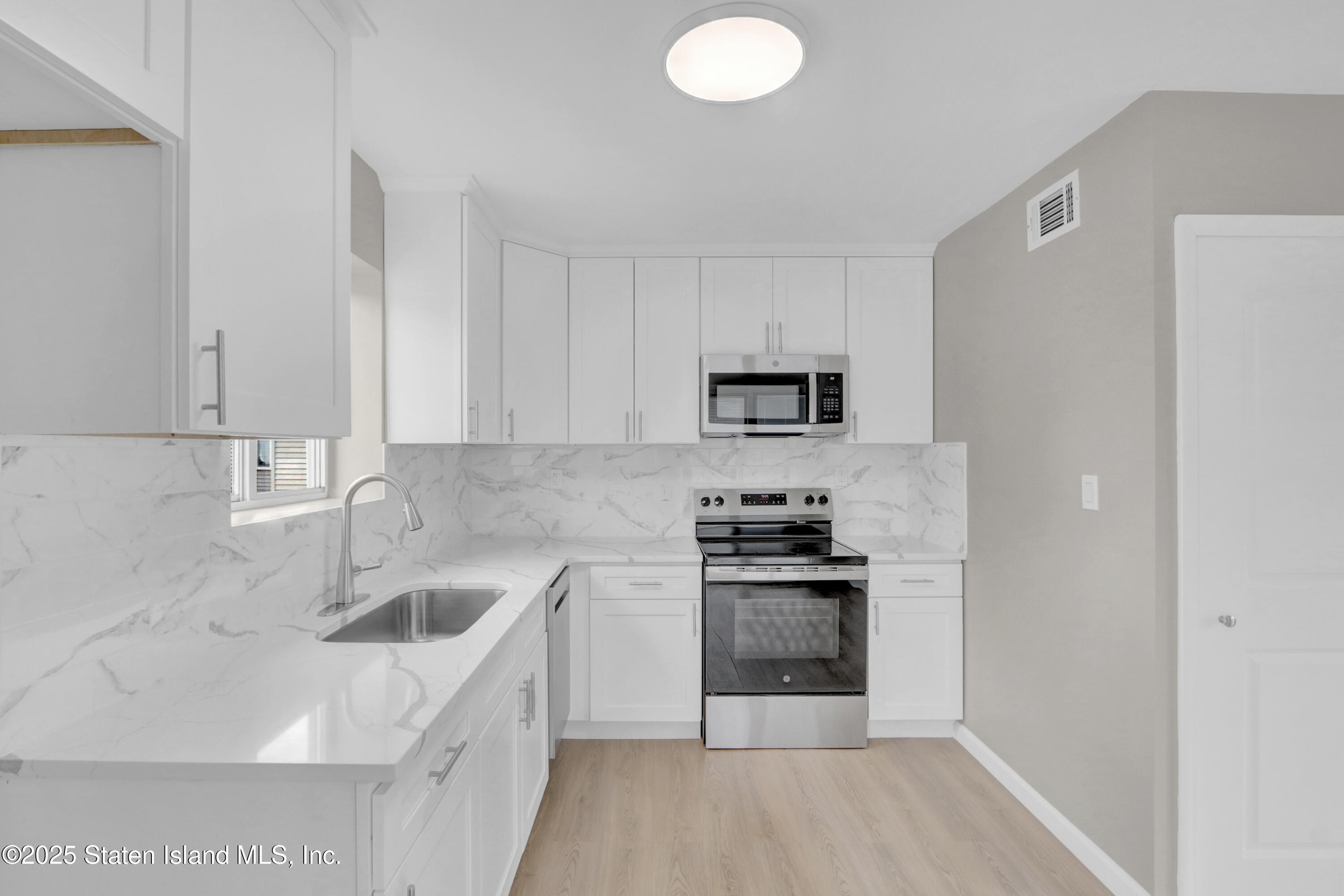 963 Goethals Road, Staten Island, New York image 15