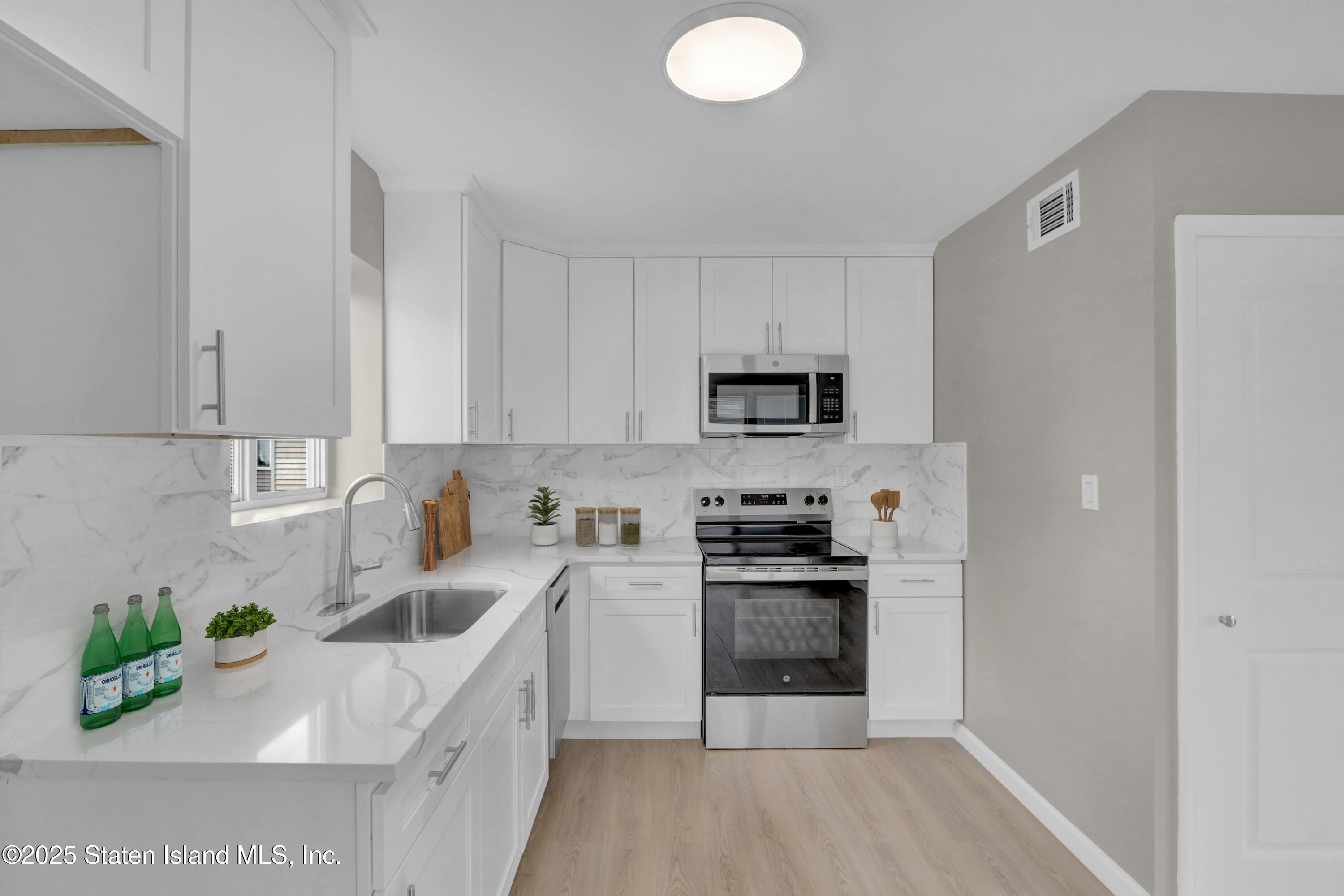 963 Goethals Road, Staten Island, New York image 14