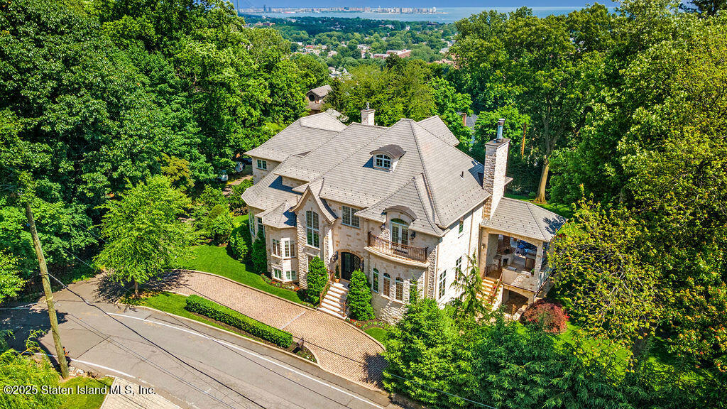 221 Douglas Road, Staten Island, New York image 3
