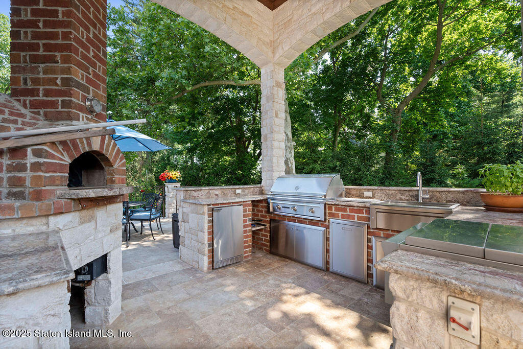 221 Douglas Road, Staten Island, New York image 43