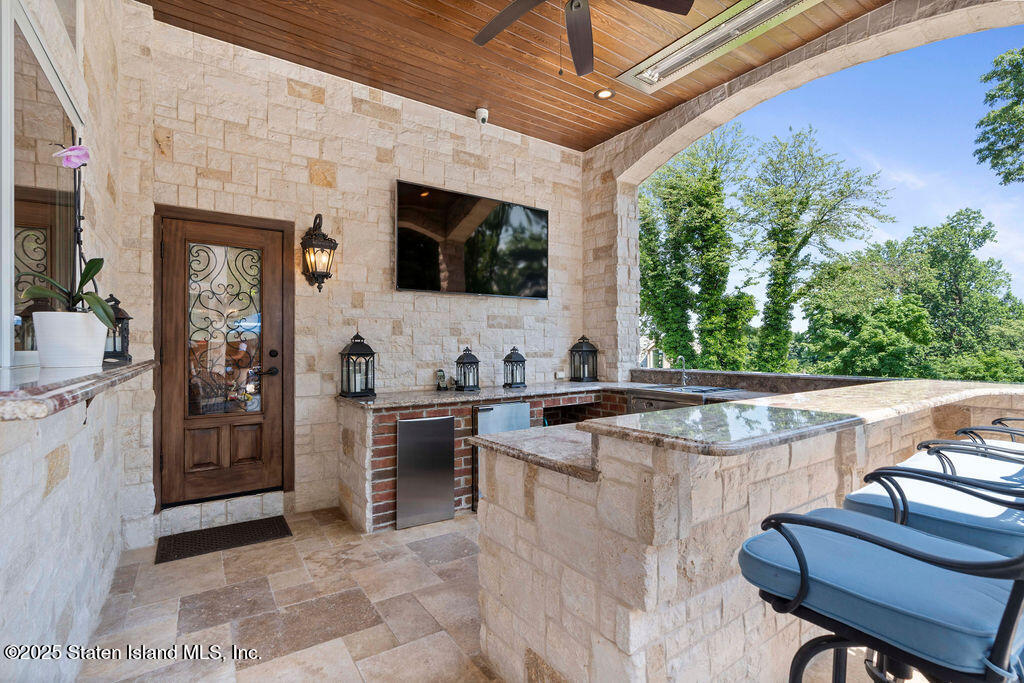 221 Douglas Road, Staten Island, New York image 39