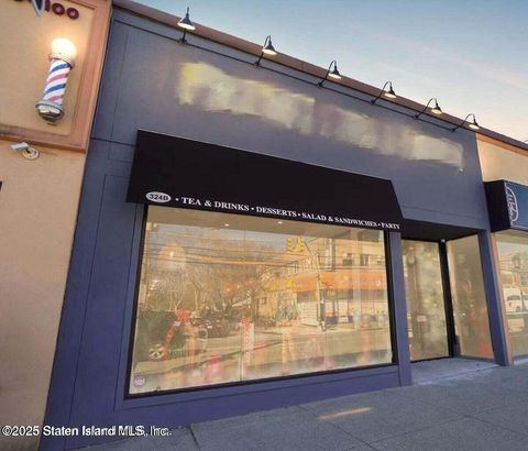 Photo of 324 New Dorp Lane #B, Staten Island, NY 10306 (MLS # 2507115)