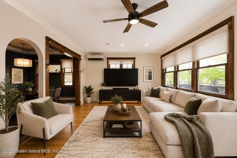 Photo of 175 Highland Avenue N, Staten Island, NY 10301 (MLS # 2602521)
