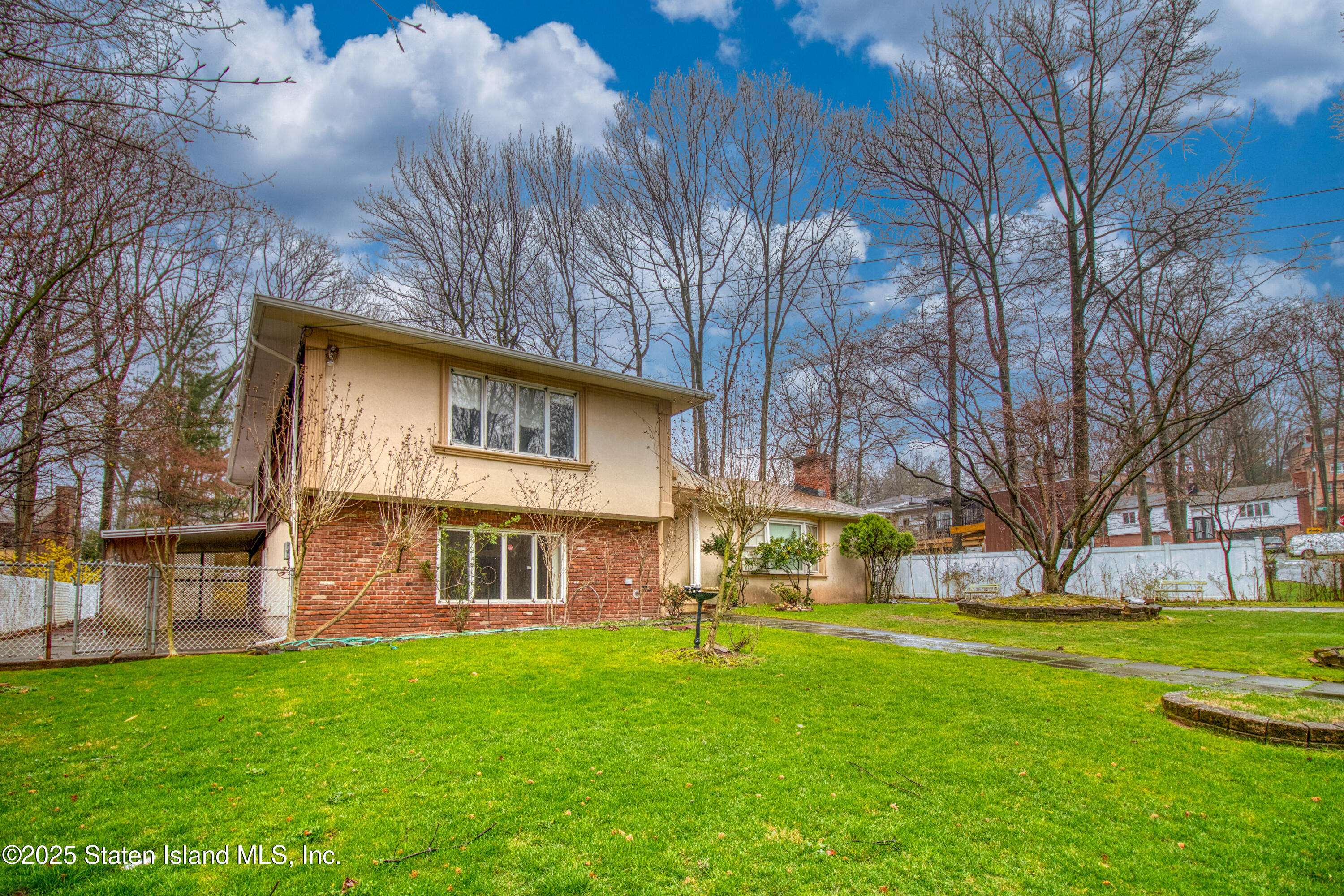 11 Shields Place, Staten Island, New York image 4