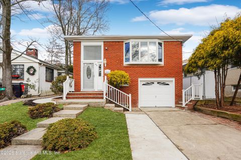 Photo of 45 West Terrace, Staten Island, NY 10312 (MLS # 2600159)