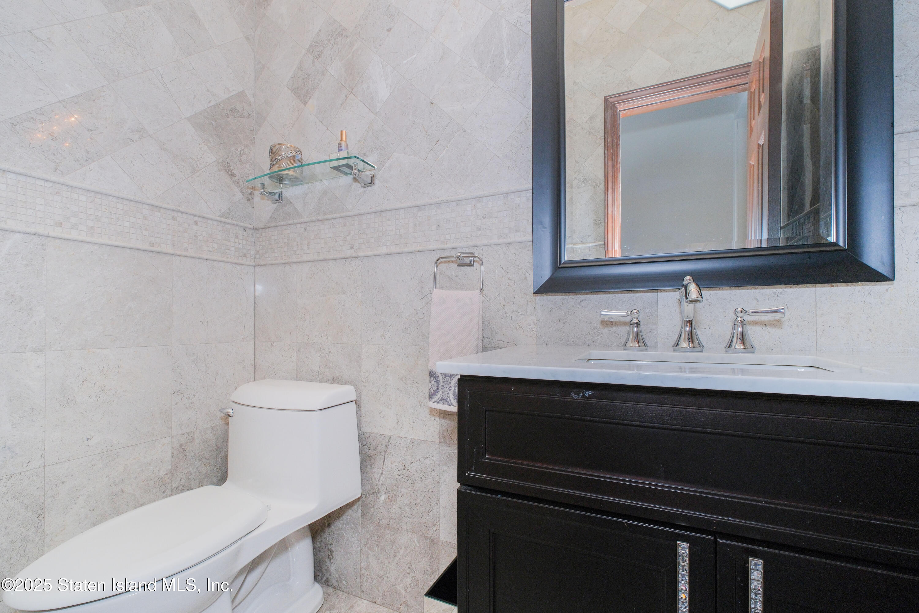 81 Copperleaf Terrace, Staten Island, New York image 14