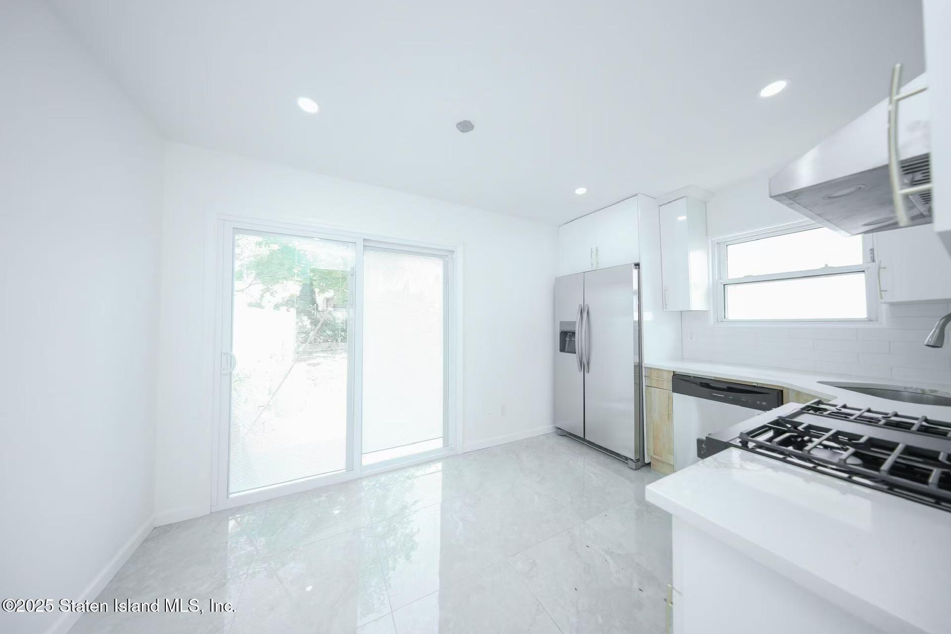 63 Redgrave Avenue, Staten Island, New York image 8