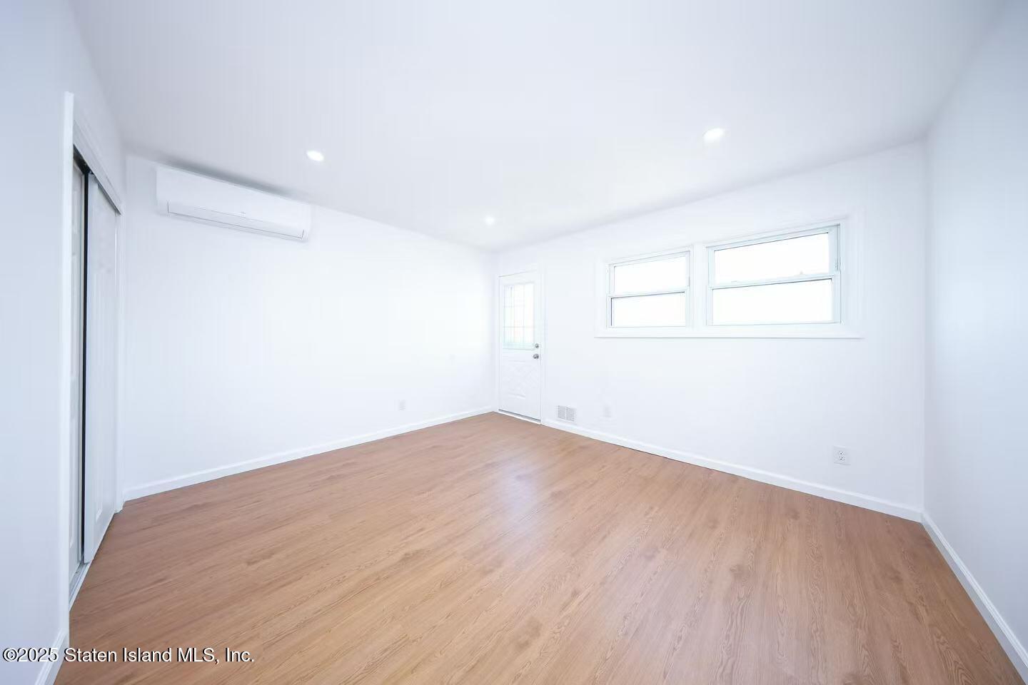 63 Redgrave Avenue, Staten Island, New York image 9