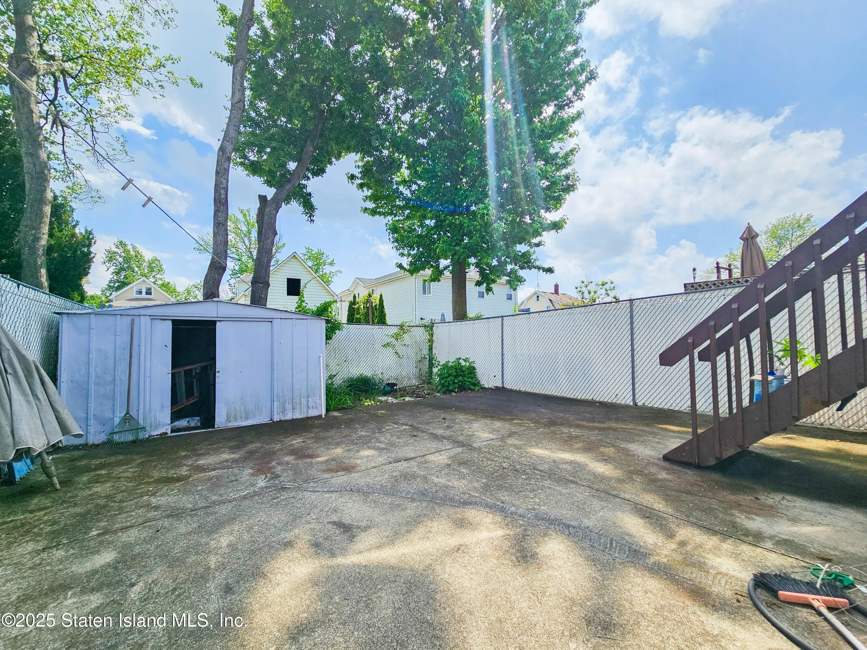 72 Confedration Place, Staten Island, New York image 3