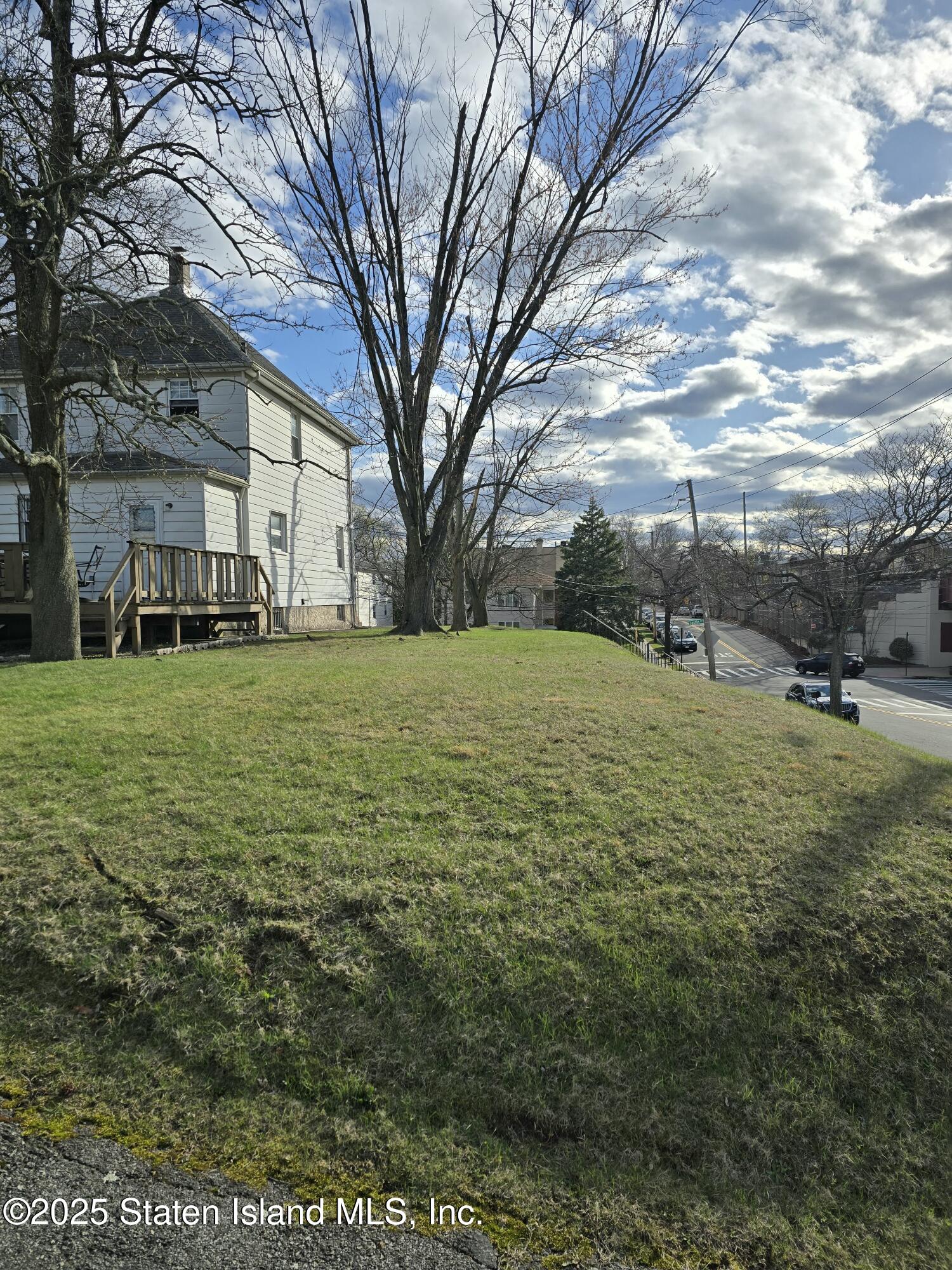 57 Justin Avenue, Staten Island, New York image 3