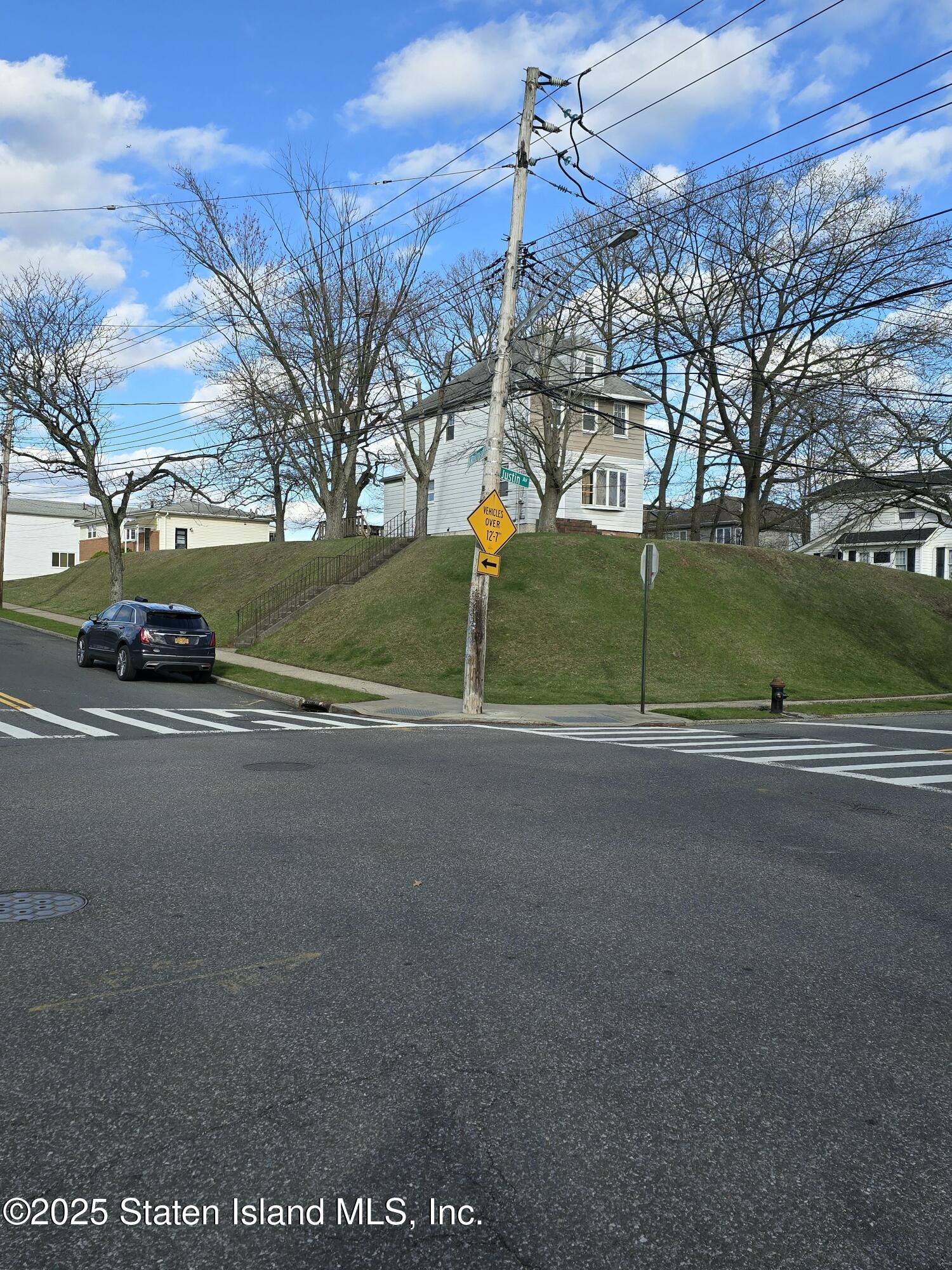57 Justin Avenue, Staten Island, New York image 2