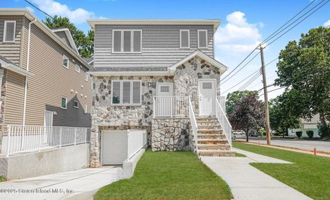 Photo of 157 Lander Avenue, Staten Island, NY 10314 (MLS # 2504761)