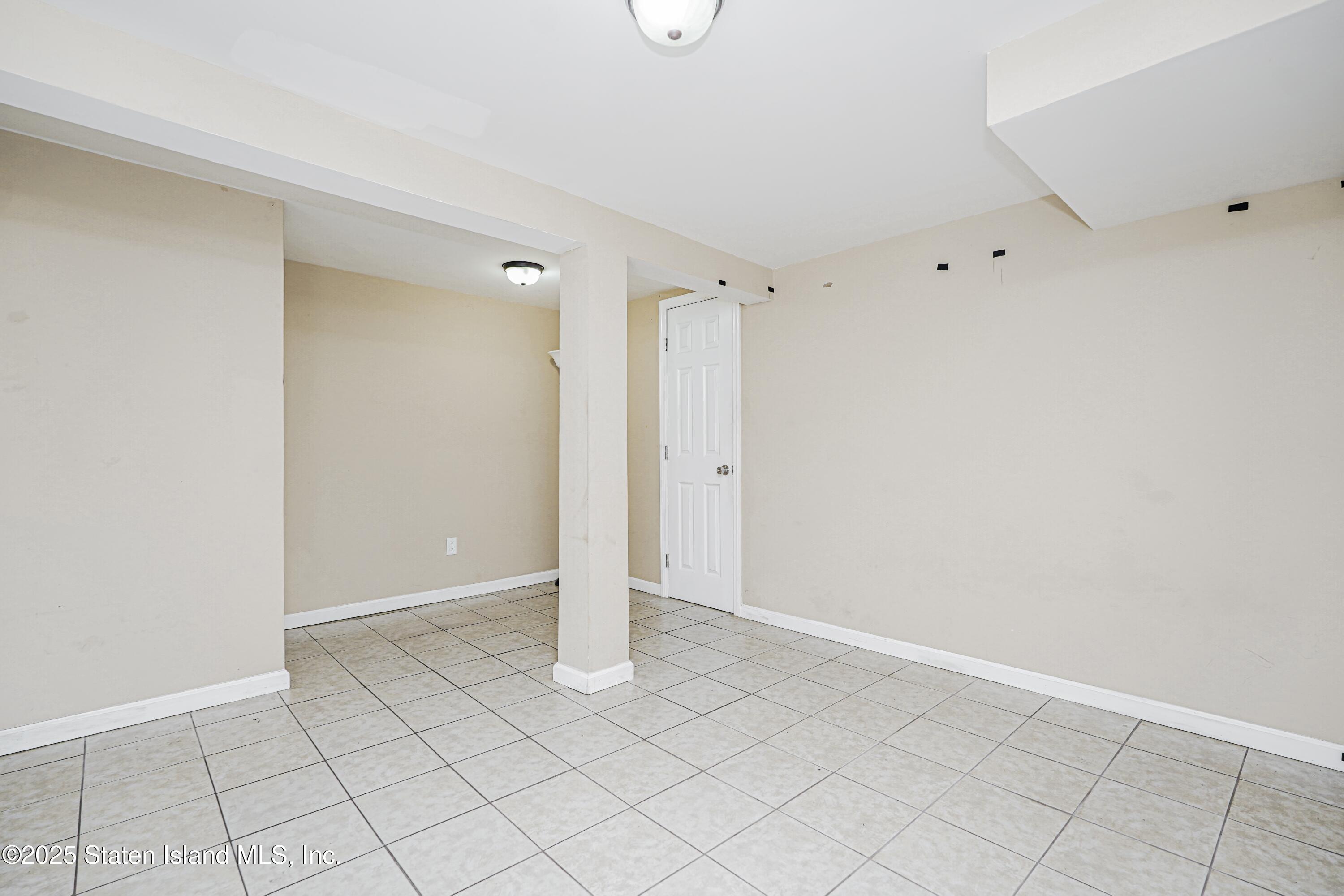 483 Van Duzer Street, Staten Island, New York image 26