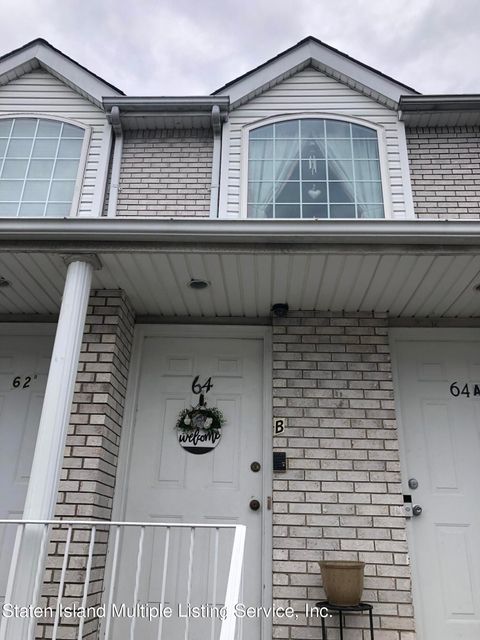 Photo of 64 Jennifer Place #B, Staten Island, NY 10314 (MLS # 1157811)