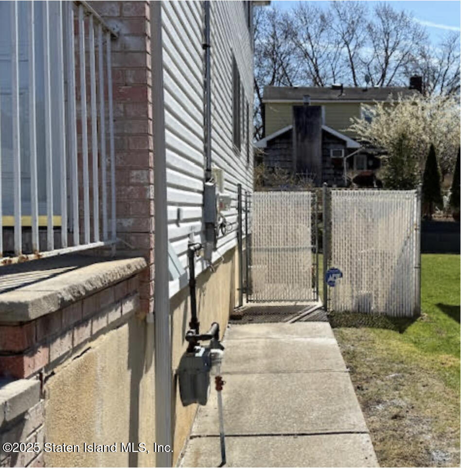 124 Fairfield Street, Staten Island, New York image 6