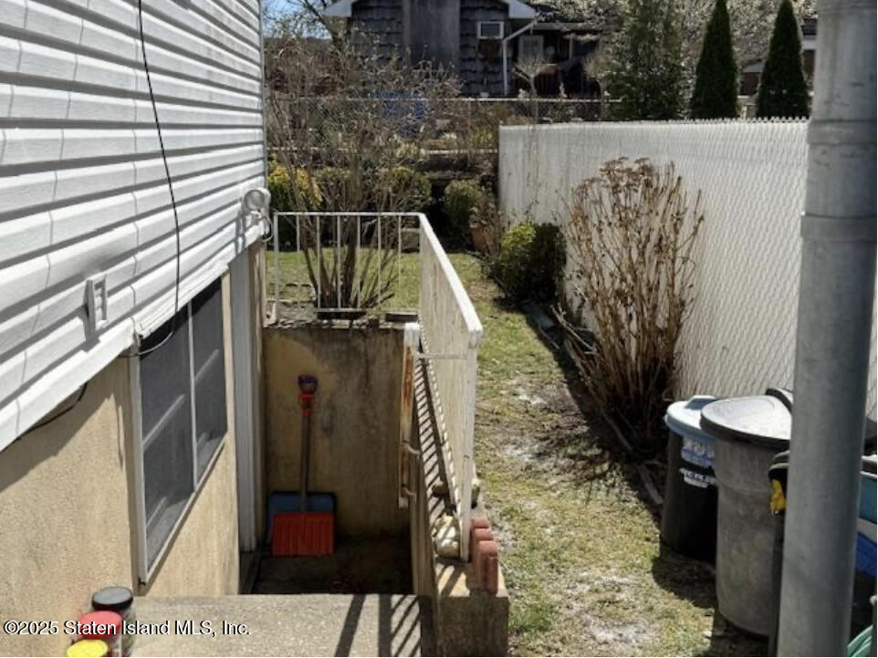 124 Fairfield Street, Staten Island, New York image 7