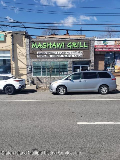 Photo of 956 Richmond Avenue, Staten Island, NY 10303 (MLS # 2401539)