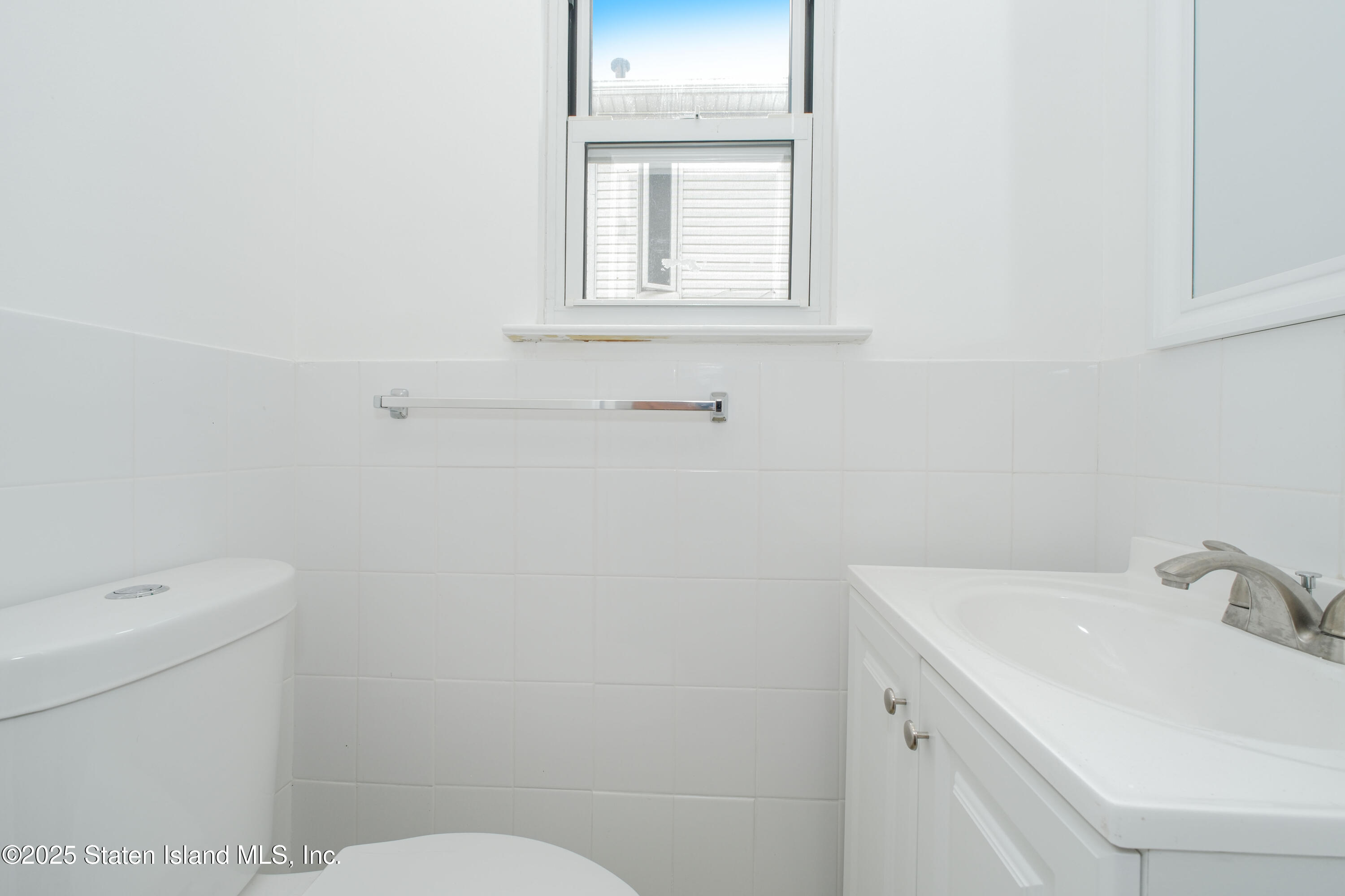 3553 Hylan Boulevard, Staten Island, New York image 16